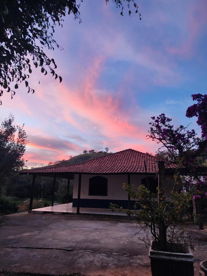 Casa De Campo Com Piscina A 2 Min De 쿠냐 외부 사진
